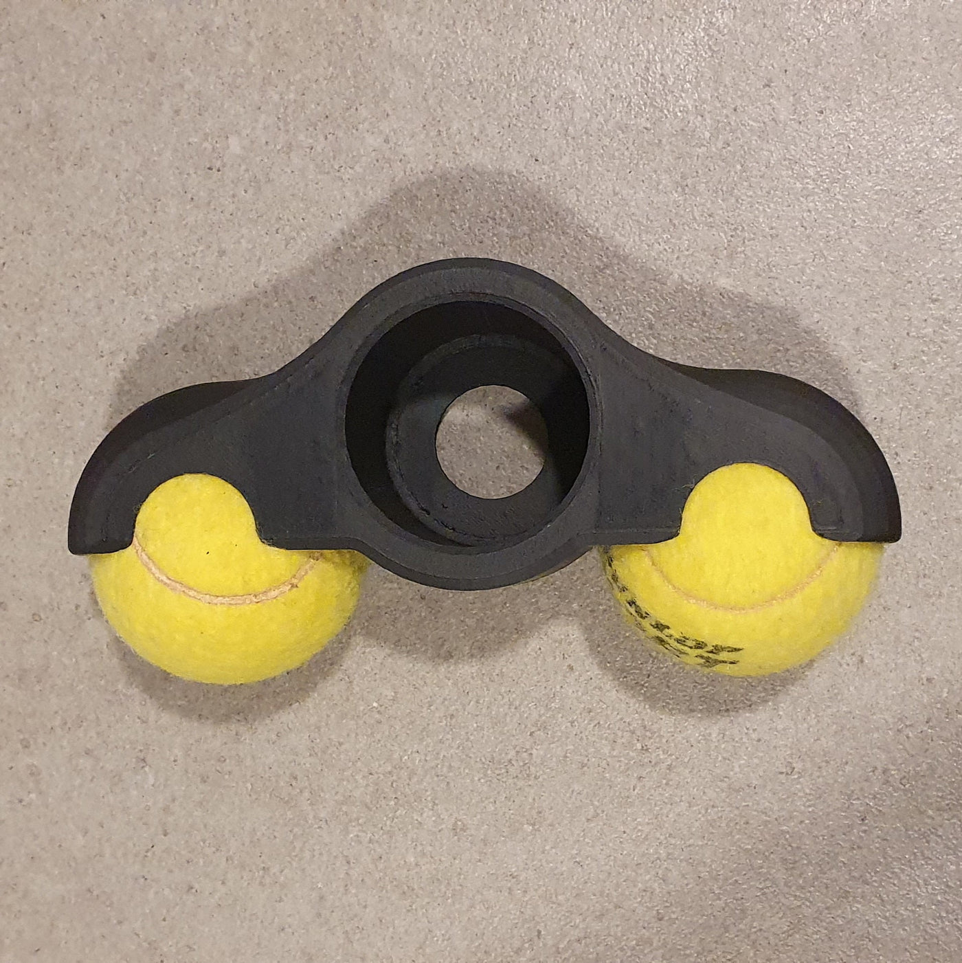 FARYODI Rocker Plate Feet Per Allenatore Ciclismo – Set 4 Pezzi Con 8 Palline Da Tennis, Simula Oscillazione Naturale E Riduce Vibrazioni